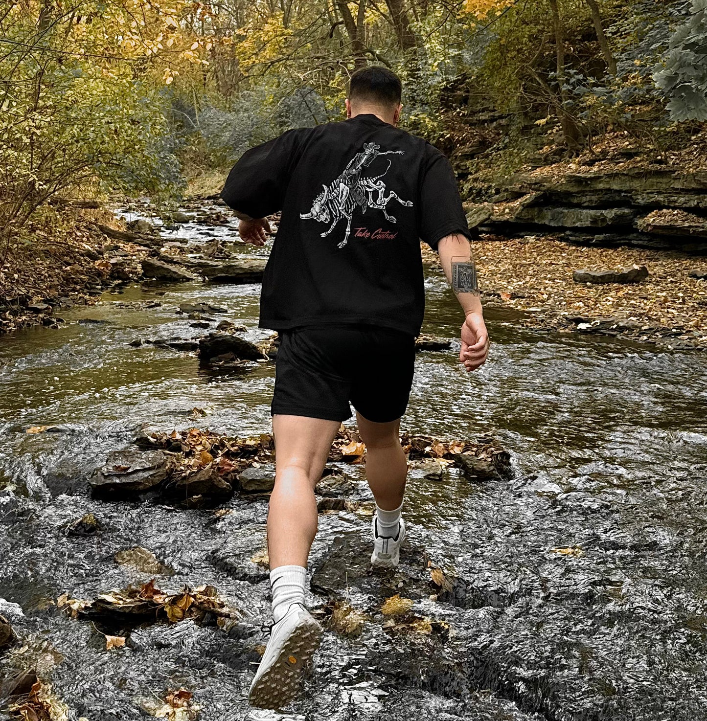 Classic Bull Rider Tee (BLACK)